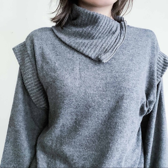 NWT ultra soft zipper slit neck sweater in Grey - Picture 5 of 11